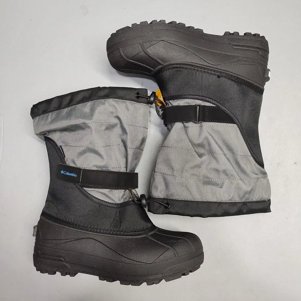 Columbia Powderbug Plus II Snow Boots Youth 7 Gray Black Waterproof BY1326-010